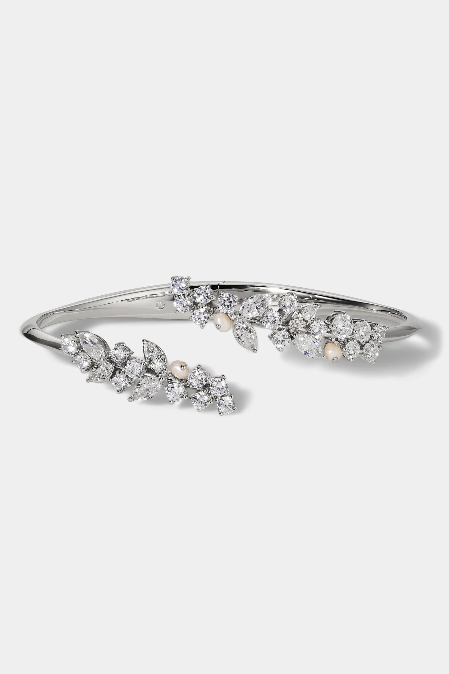 RAVISH LAUREL BYPASS BRACELET IN RHODIUM PLATING