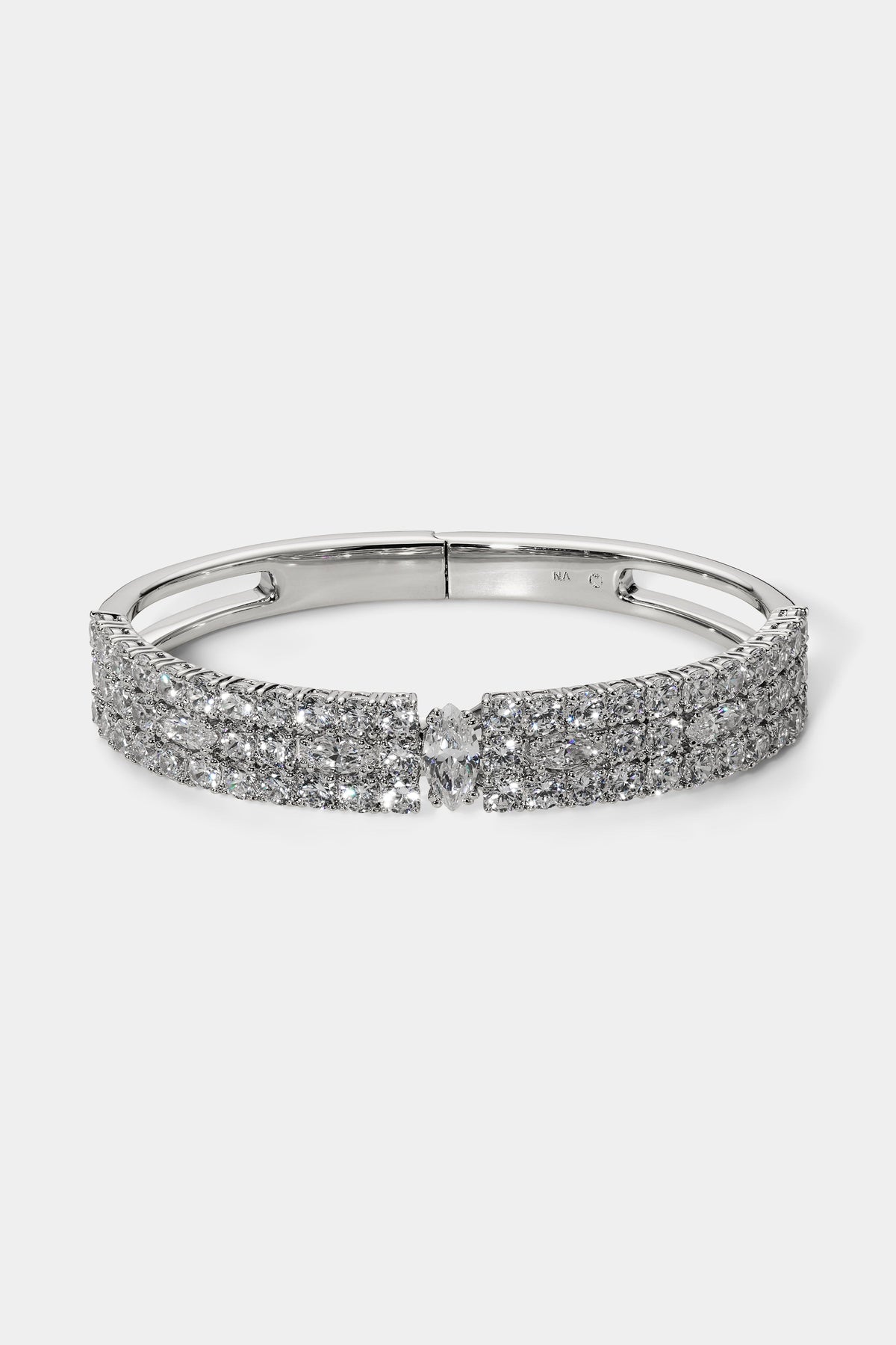 TWINNIE TRIPLE ROW HNGE BRACELET IN RHODIUM PLATING