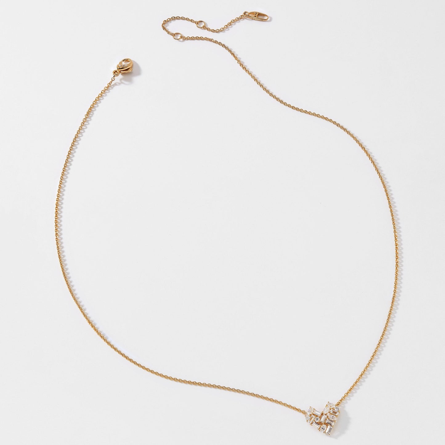 CLUSTER HEART NECKLACE