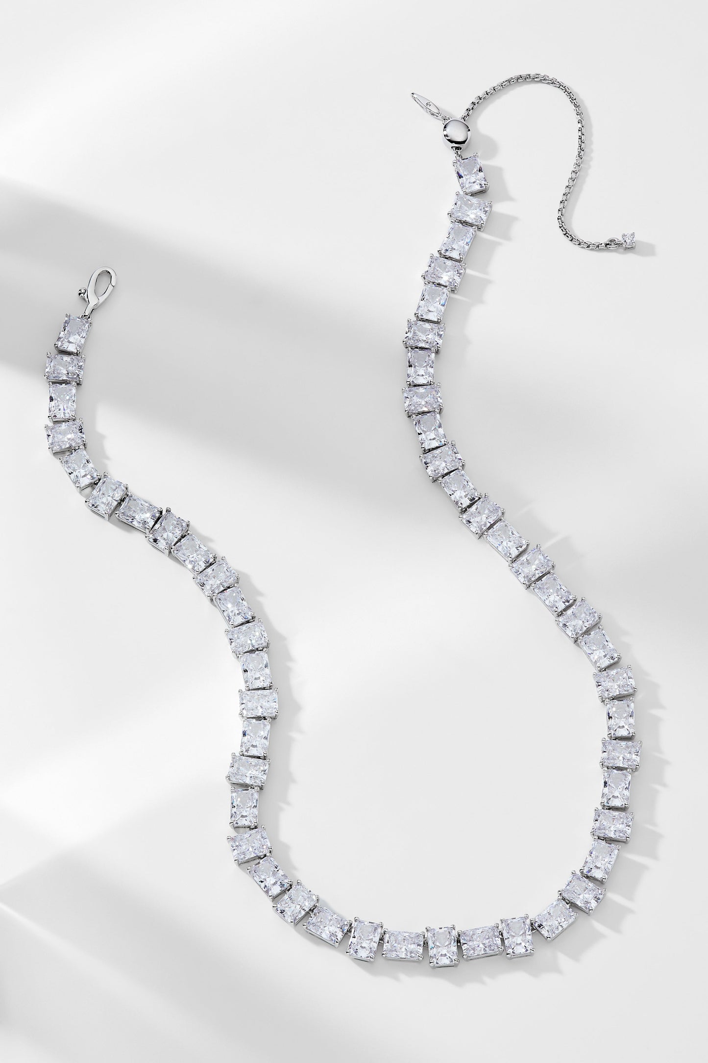 A LA CARTE LARGE EMERALD COLLAR NECKLACE