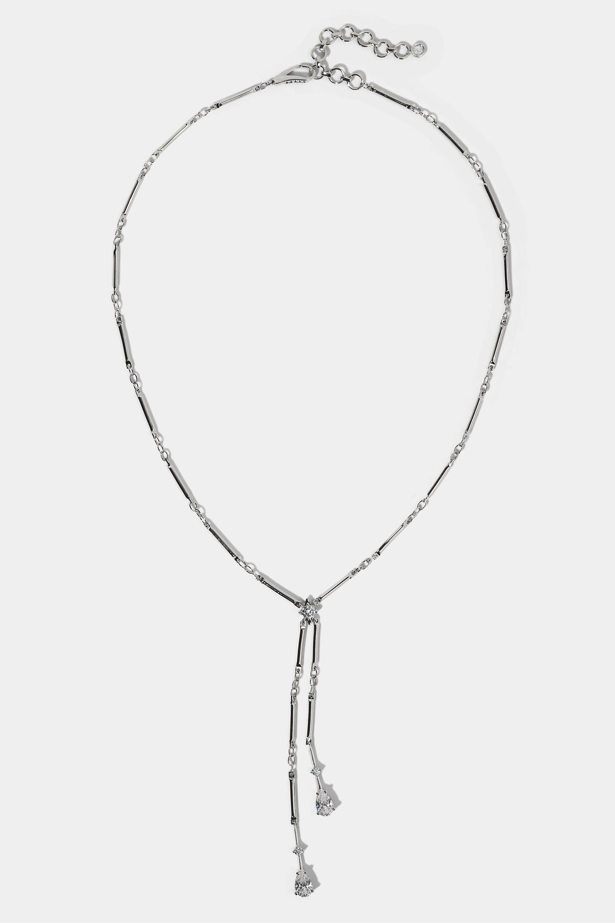 HERA FAUX LARIAT NECKLACE IN RHODIUM PLATING