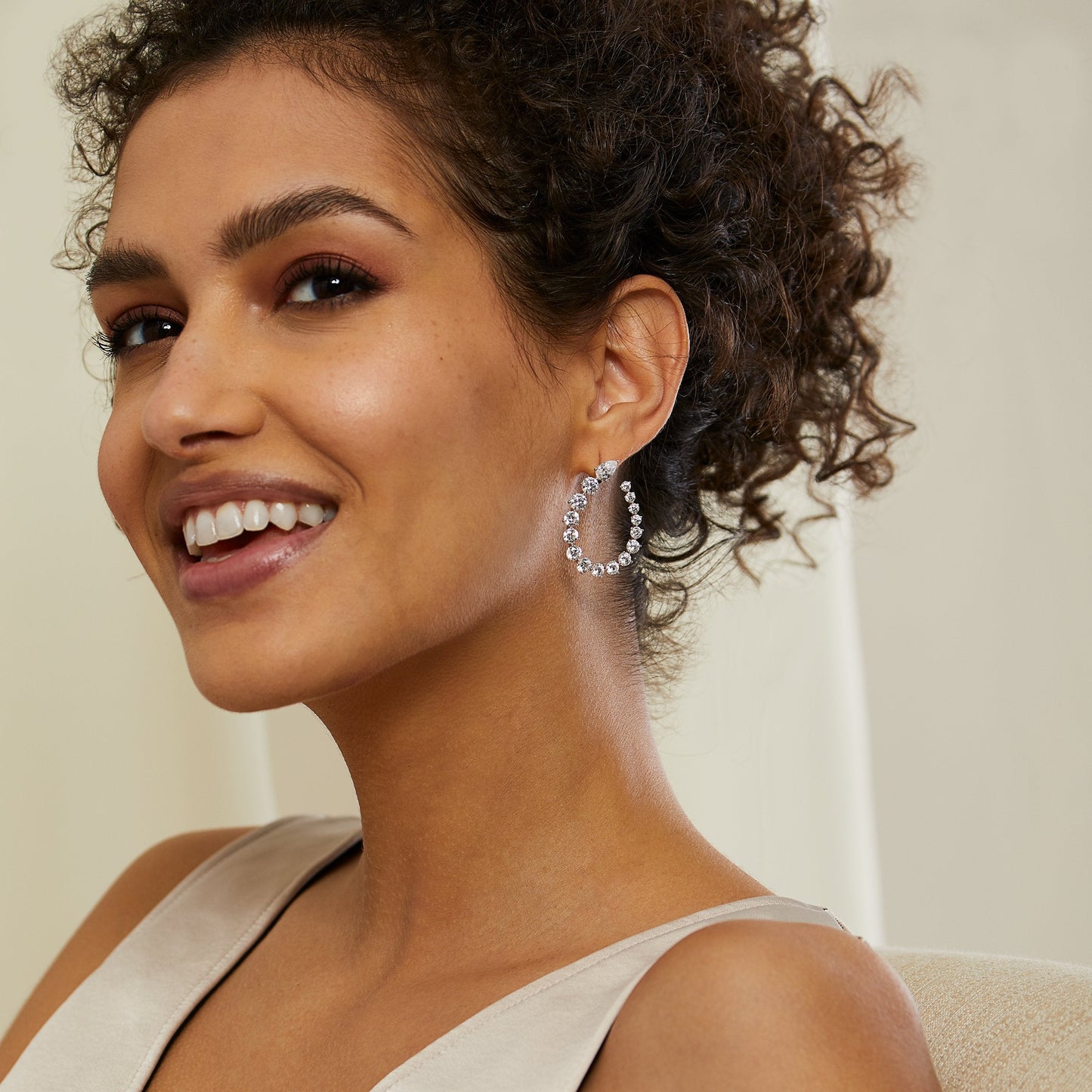 CHLOE FRONT BACK HOOP EARRINGS