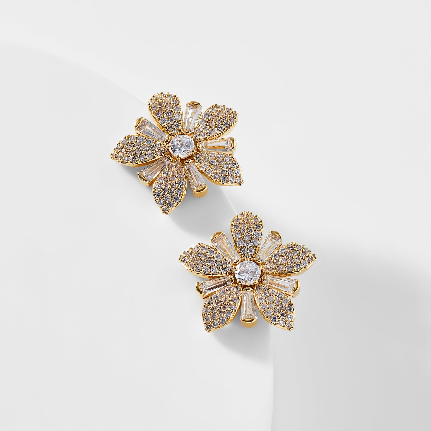 FREYA LARGE PAVE FLOWER STUD EARRINGS