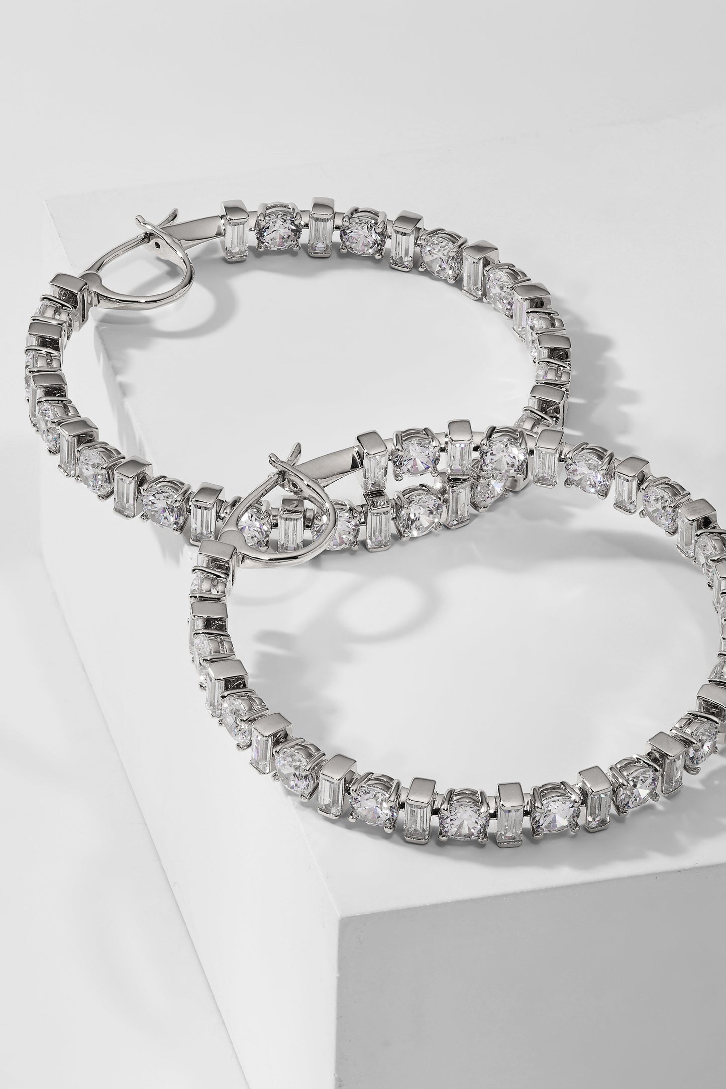 GWEN CZ HOOP EARRINGS