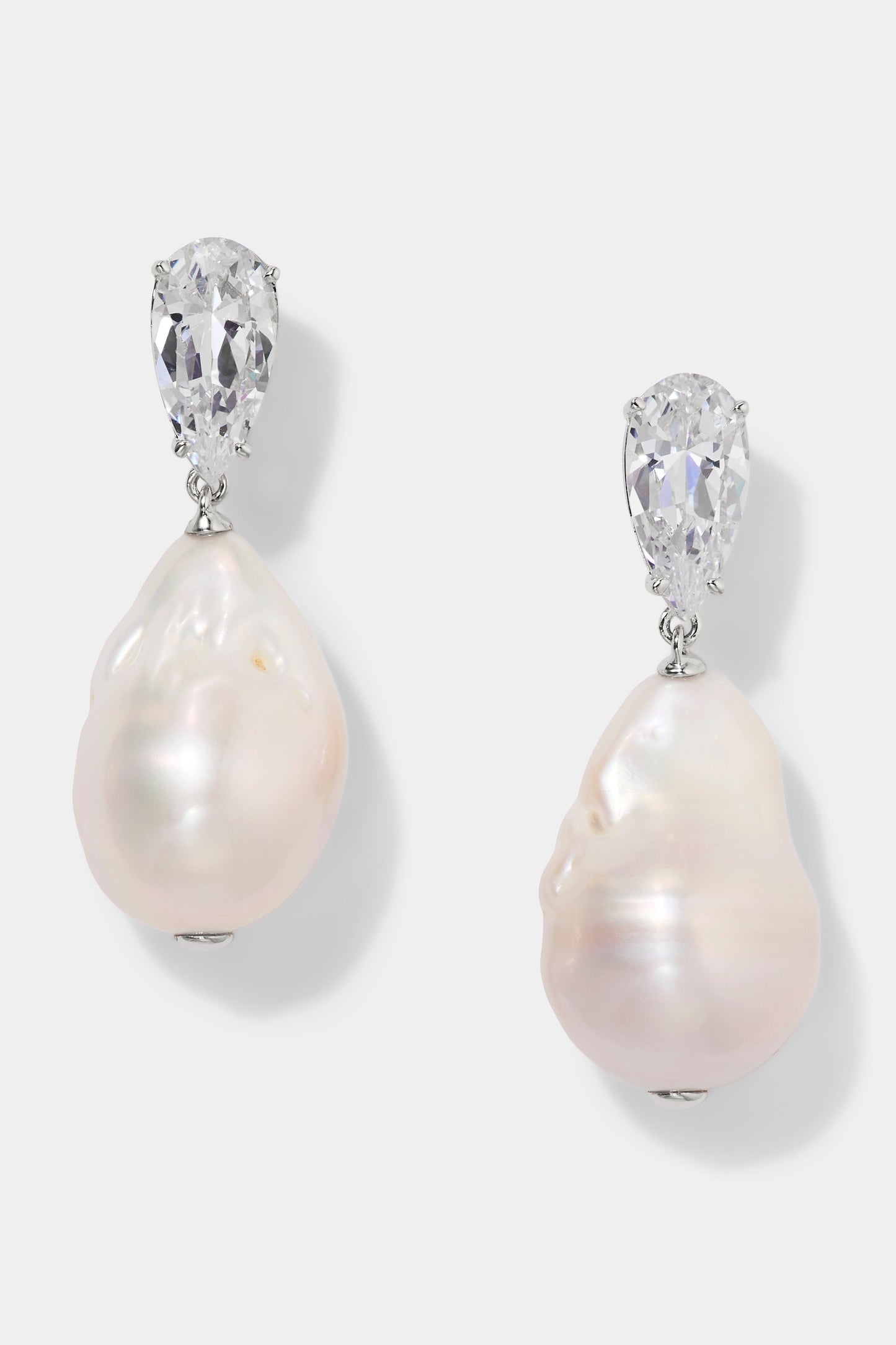 LONDON BAROQUE FRESHWATER PEARL AND CZ DROP EARRINGS IN RHODIUM PLATING.