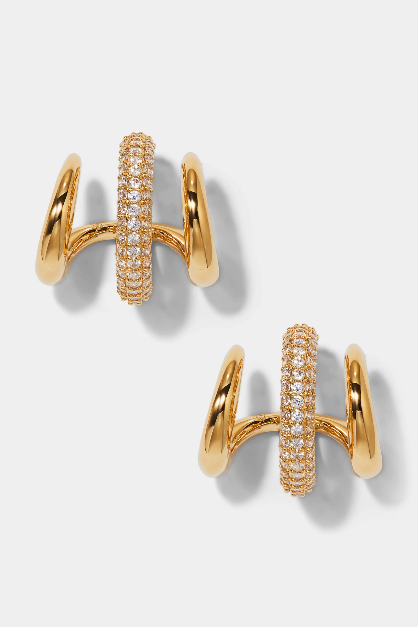 ALMA ILLUSION C HOOP EARRINGS IN GOLD PLATING