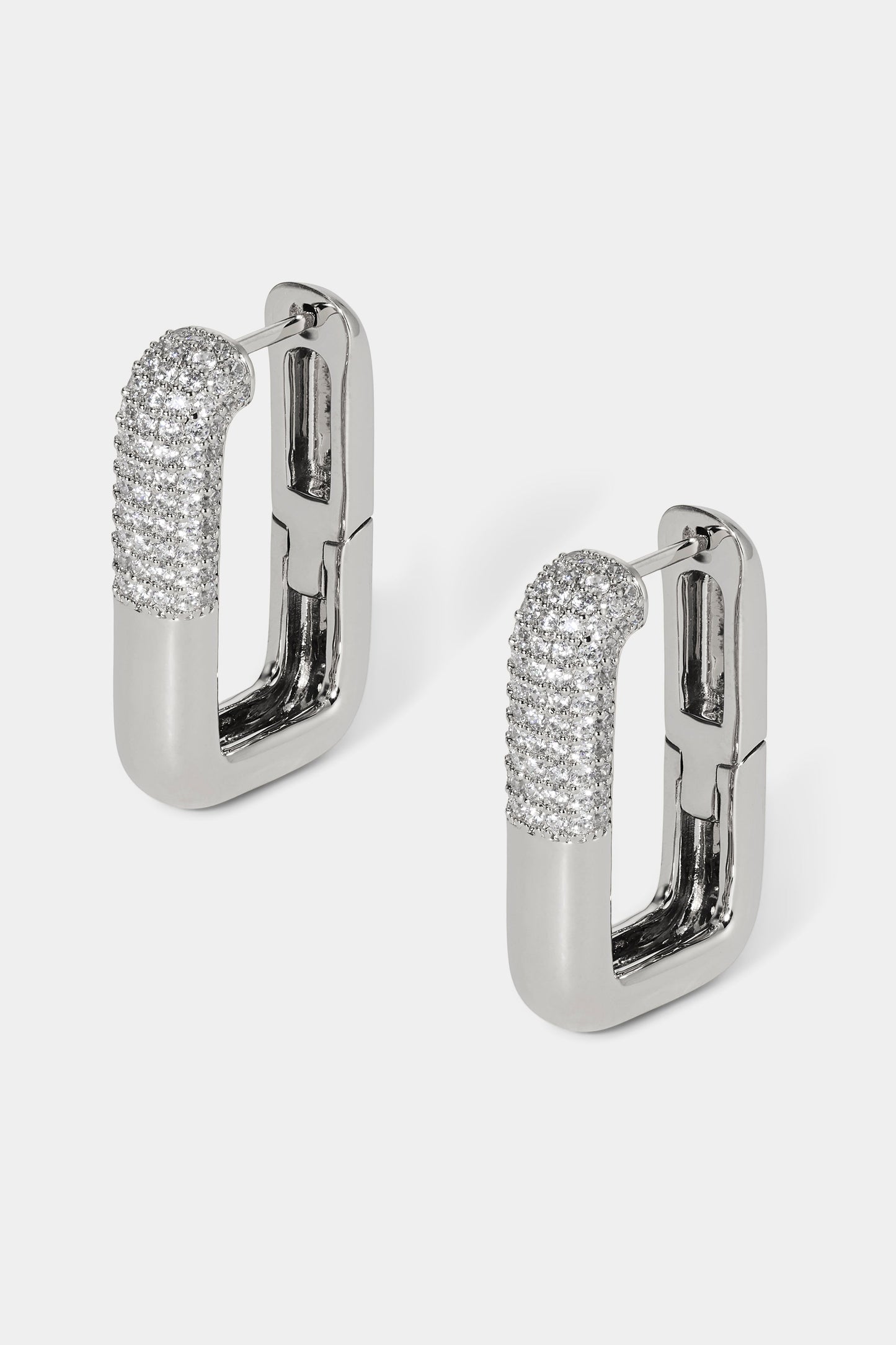 ALMA SQUARE HOOP EARRINGS IN RHODIUM PLATING