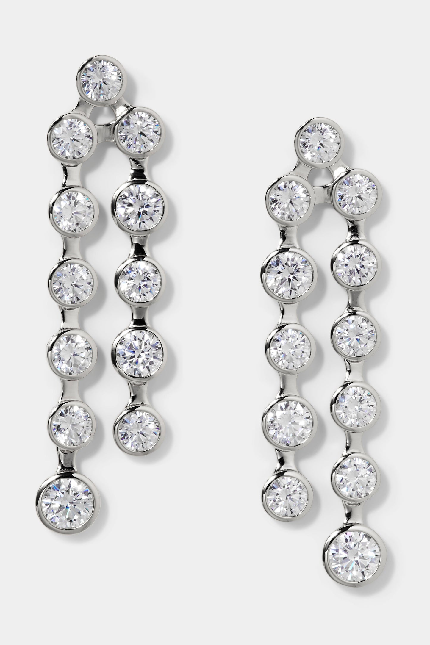 BROOKLYN DOUBLE LINEAR EARRINGS IN RHODIUM PLATING