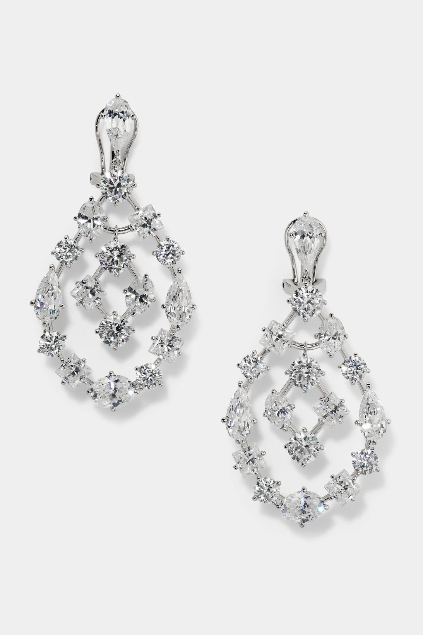 RIVIERA CHANDELIER EARRINGS IN RHODIUM PLATING