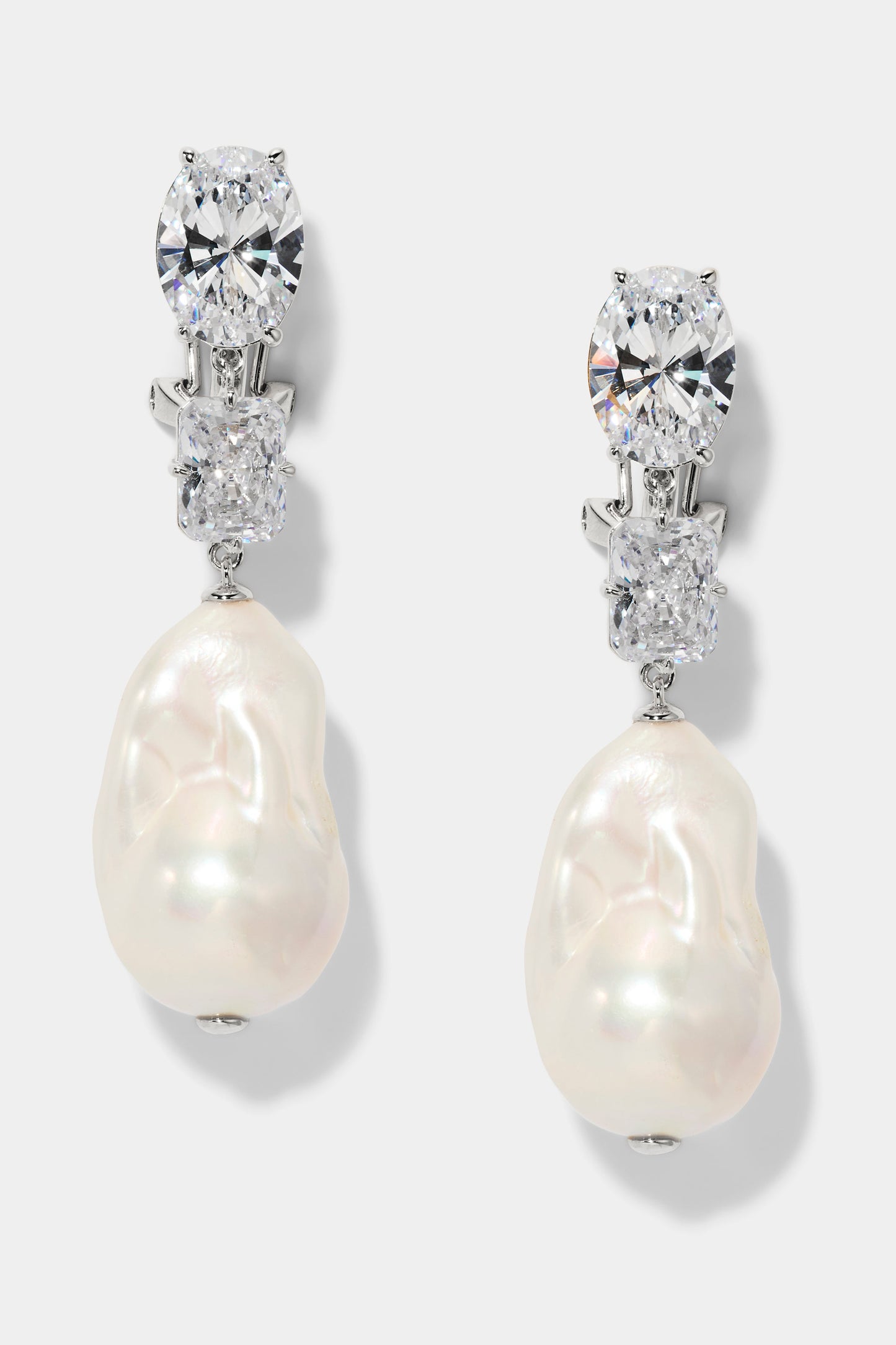 MADRID FRESHWATER PEARL TRIPLE DROP EARRINGS IN RHODIUM PLATING