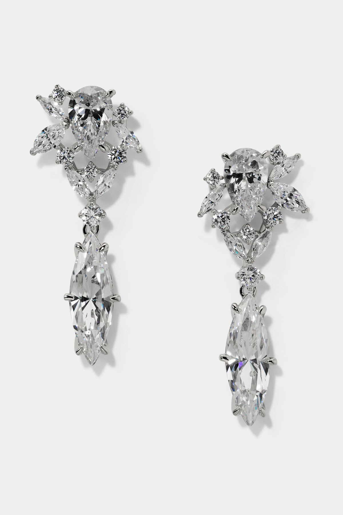 CANNES DROP EARRINGS IN RHODIUM PLATING