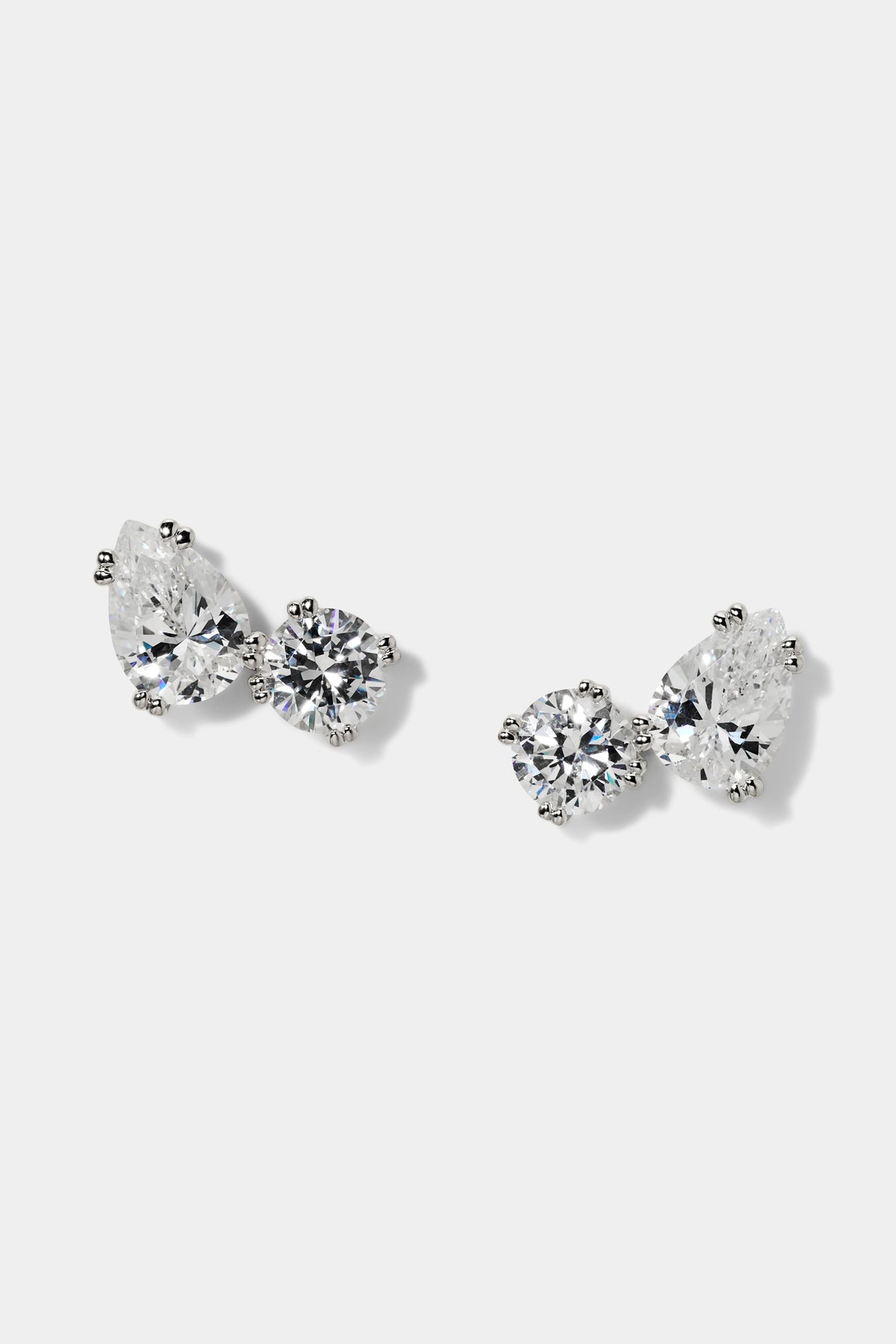 TWINNIE TOI MOI STUD EARRINGS IN RHODIUM PLATING