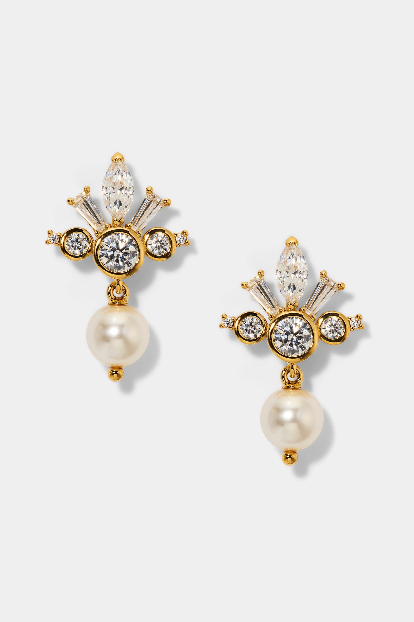 UNDER THE SEA CROWN PEARL DROP EARRINGS IN GOLD PLATING