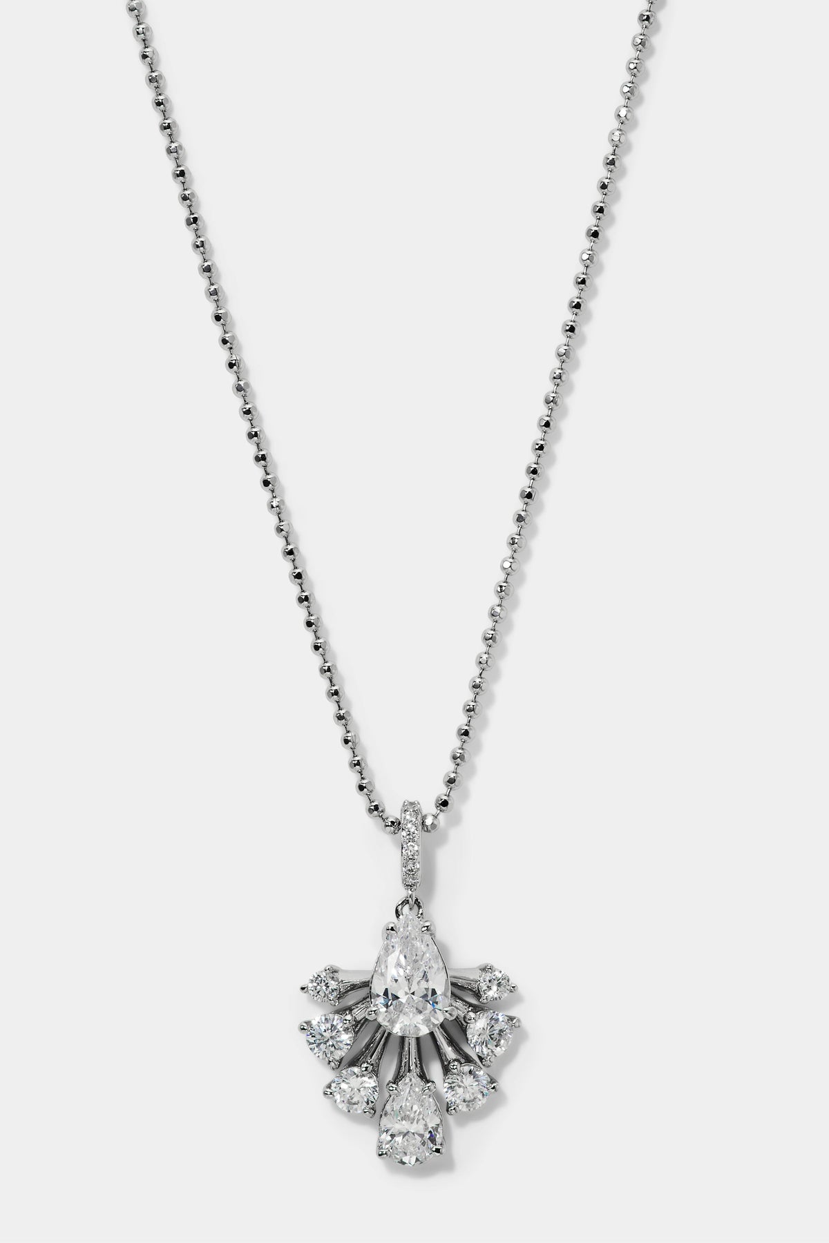 HERA FAN PENDANT NECKLACE IN RHODIUM PLATING