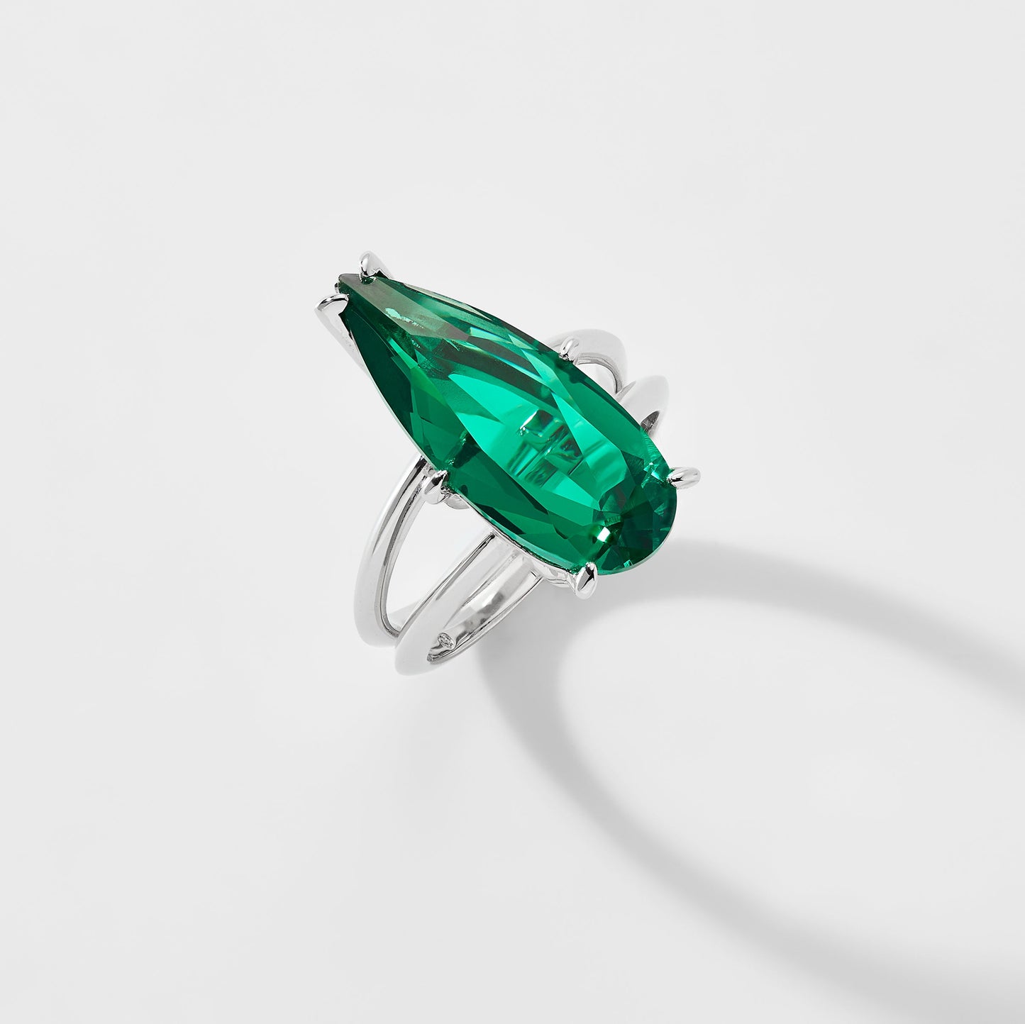 SHINE ON GREEN BOLD PEAR RING