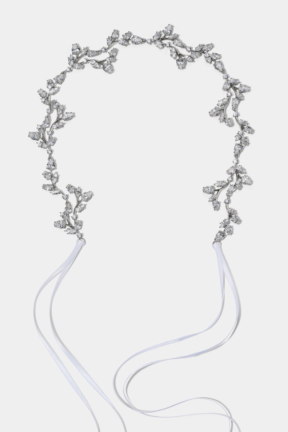VINES HAIR GARLAND IN A SILVER TONE