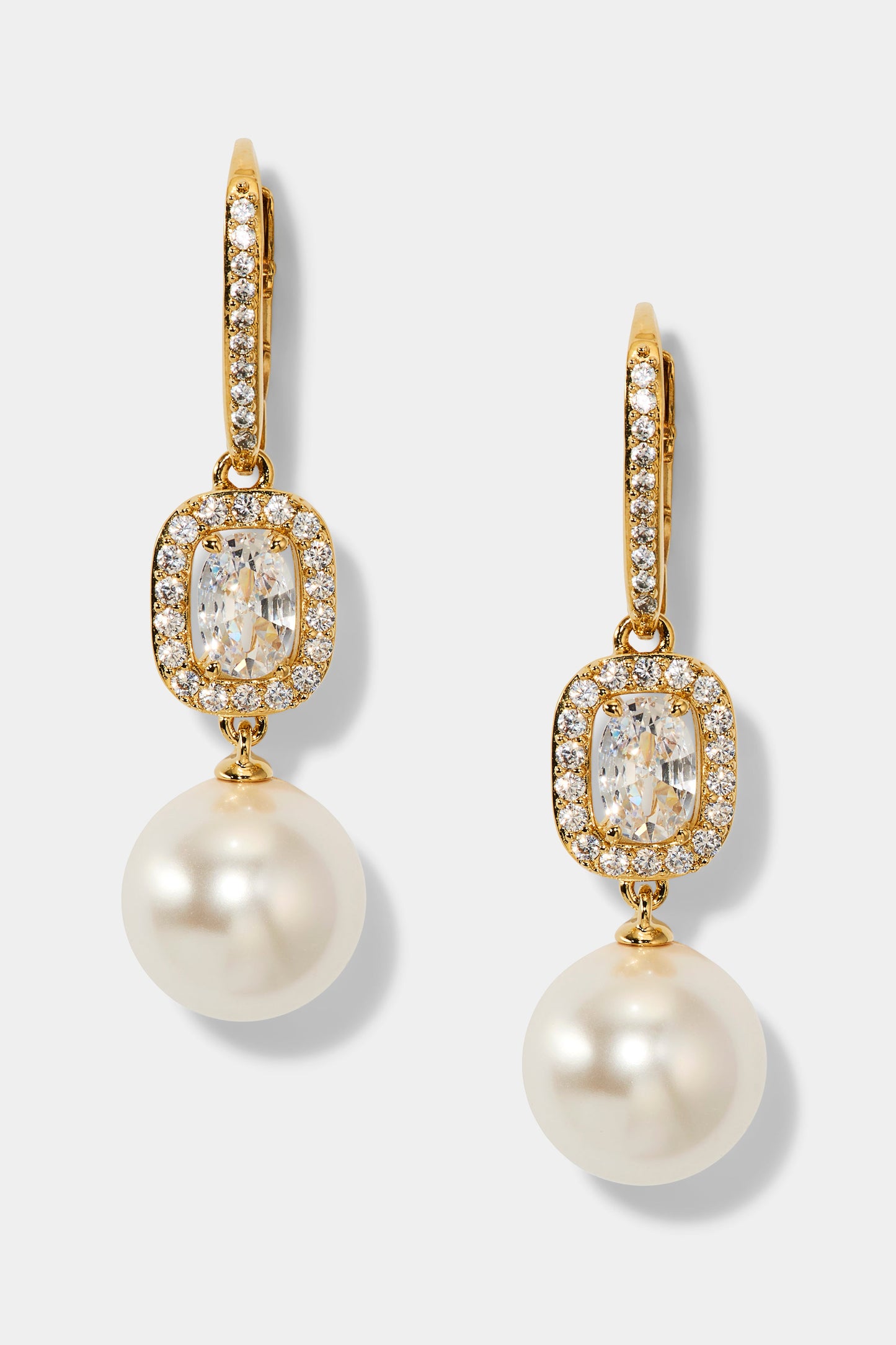 UNDER THE SEA PEARL LEVERBACK EARRINGS IN GOLD PLATING
