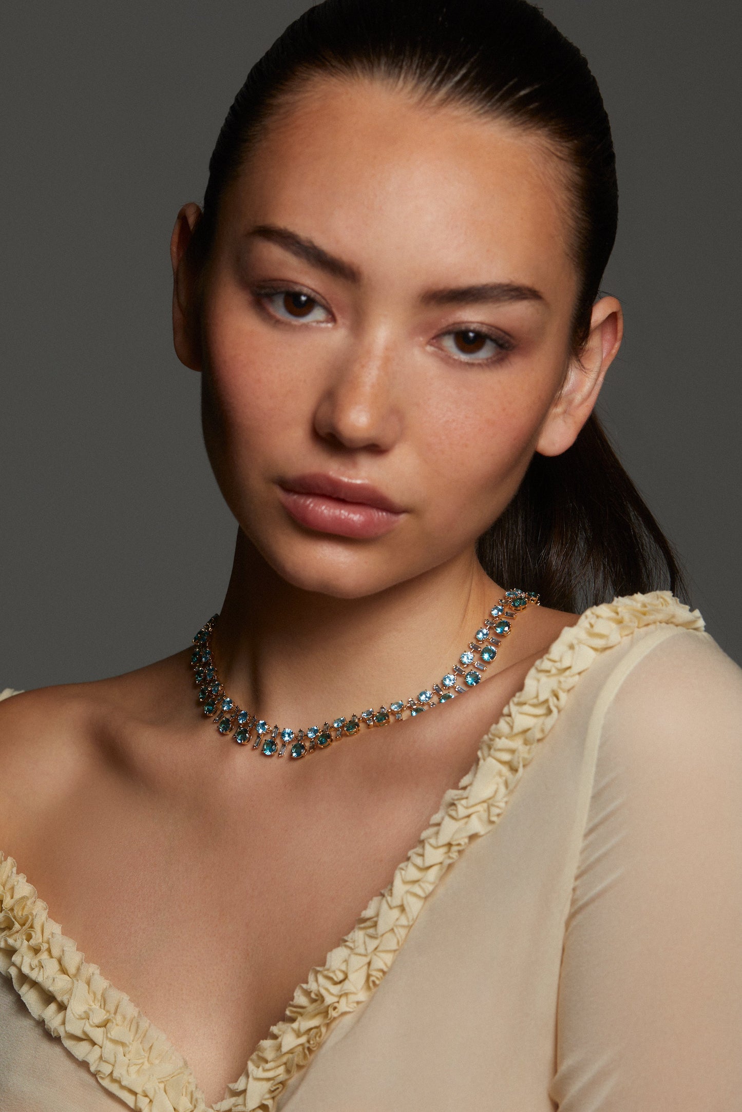 STELLAR MULTI STONE BOLD COLLAR NECKLACE