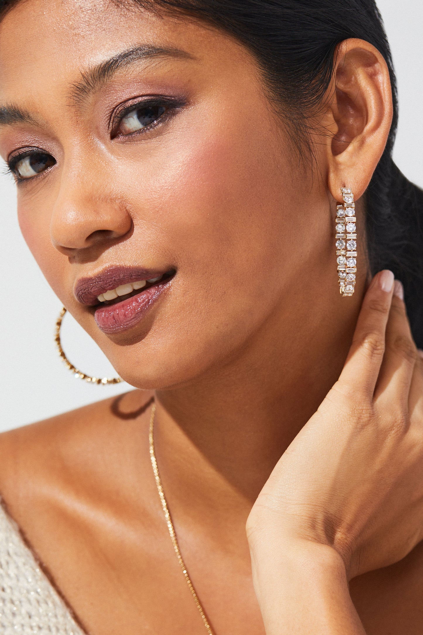 GWEN CZ HOOP EARRINGS