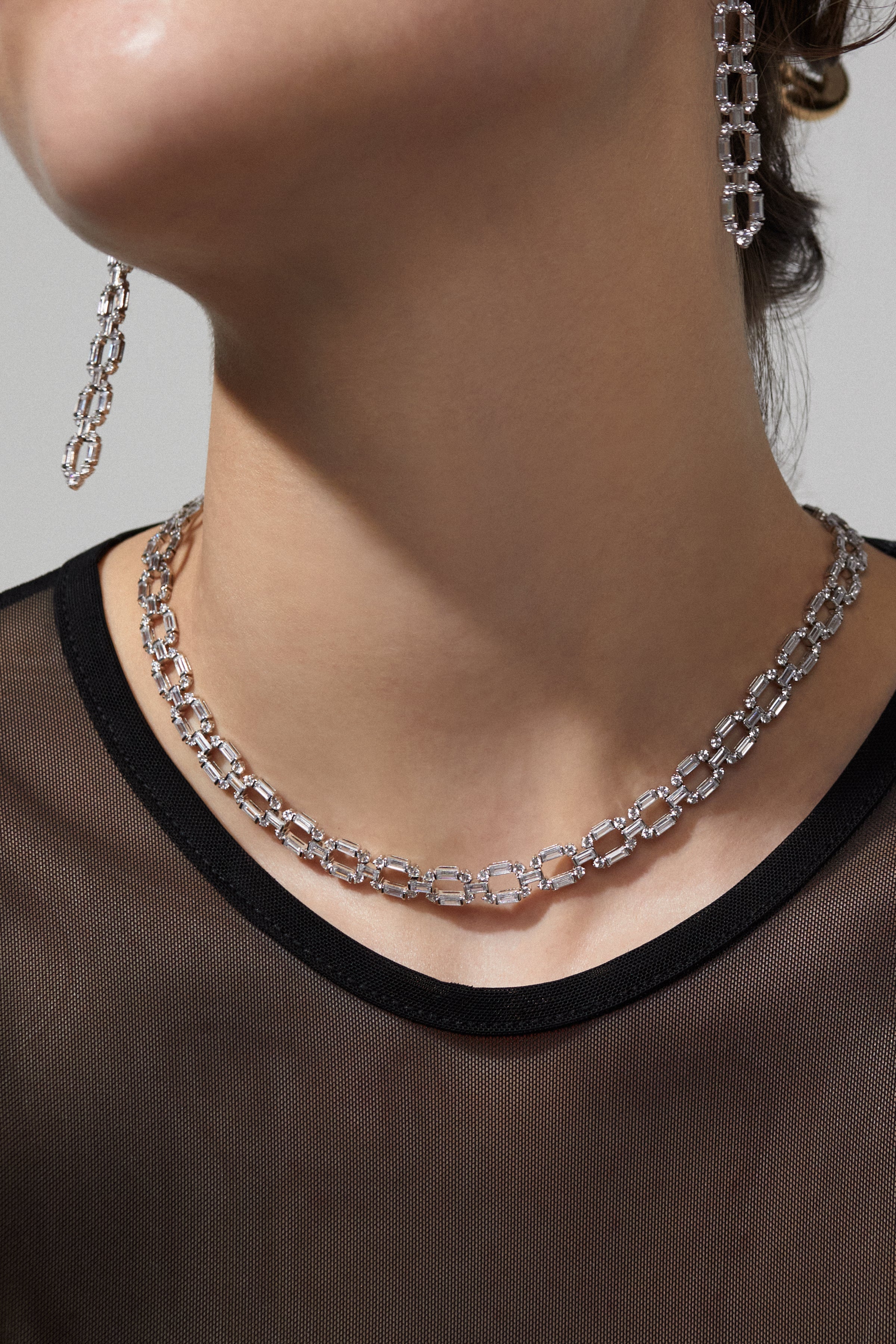 GWEN LINK CZ COLLAR NECKLACE