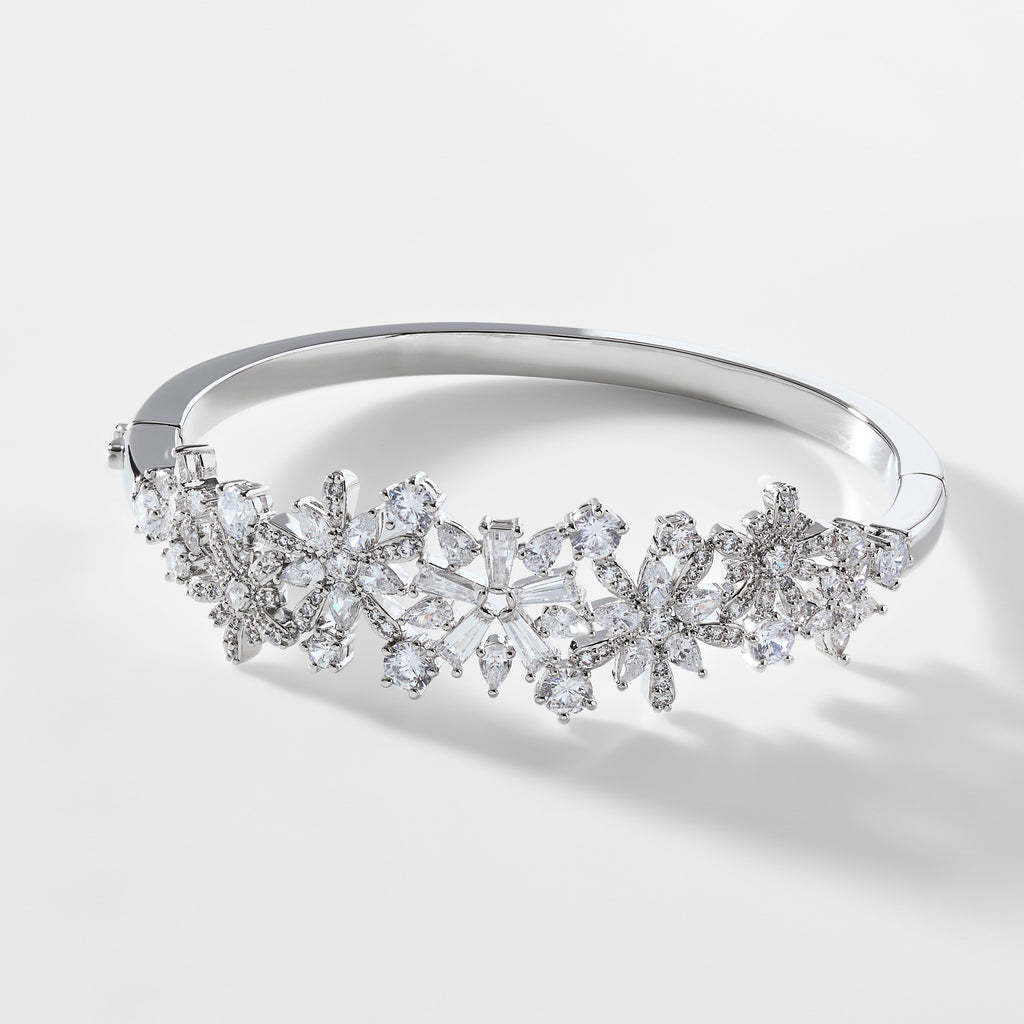 FREYA FLOWER HINGED BRACELET