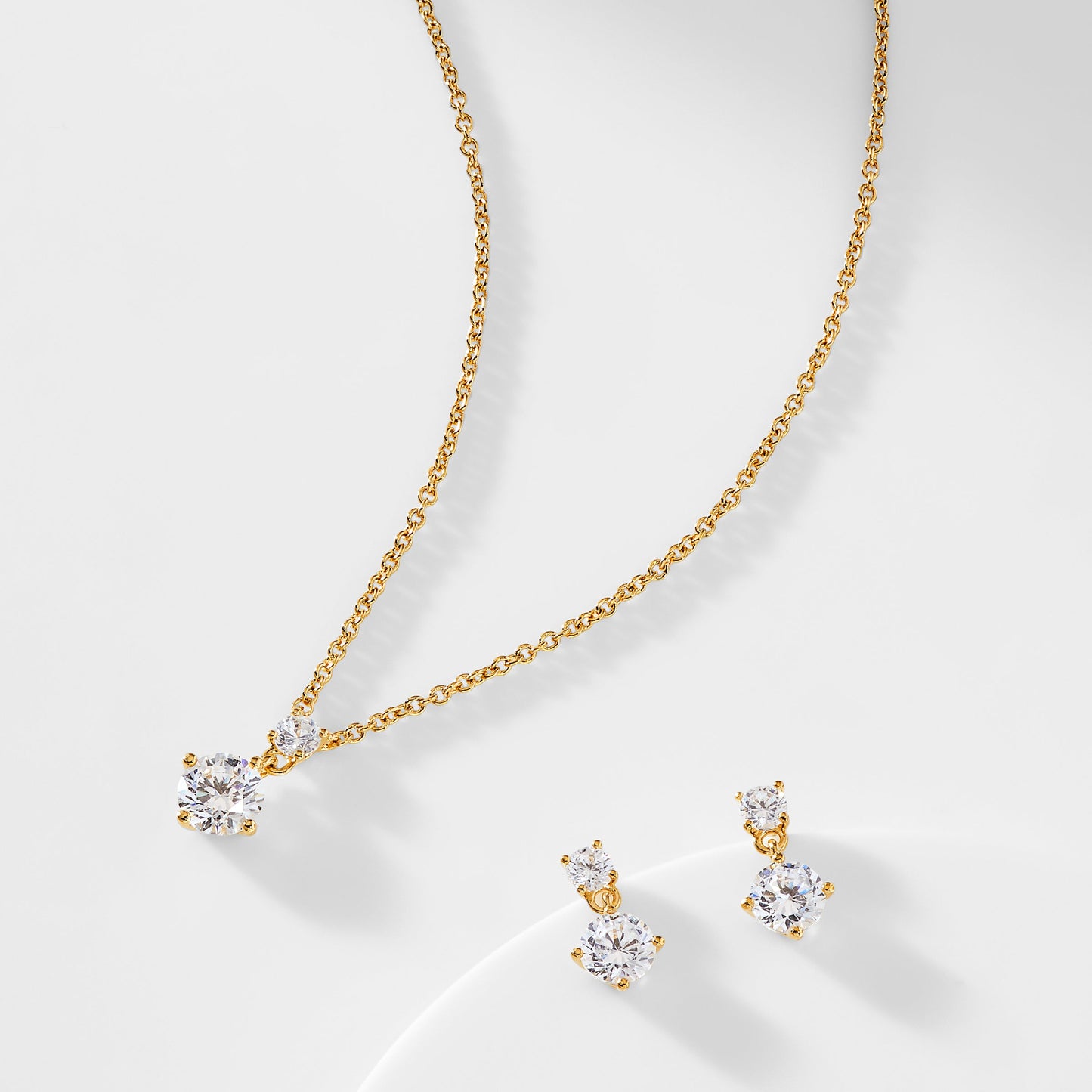 BRIDESMAIDS SOLITAIRE PENDANT AND EARRING SET