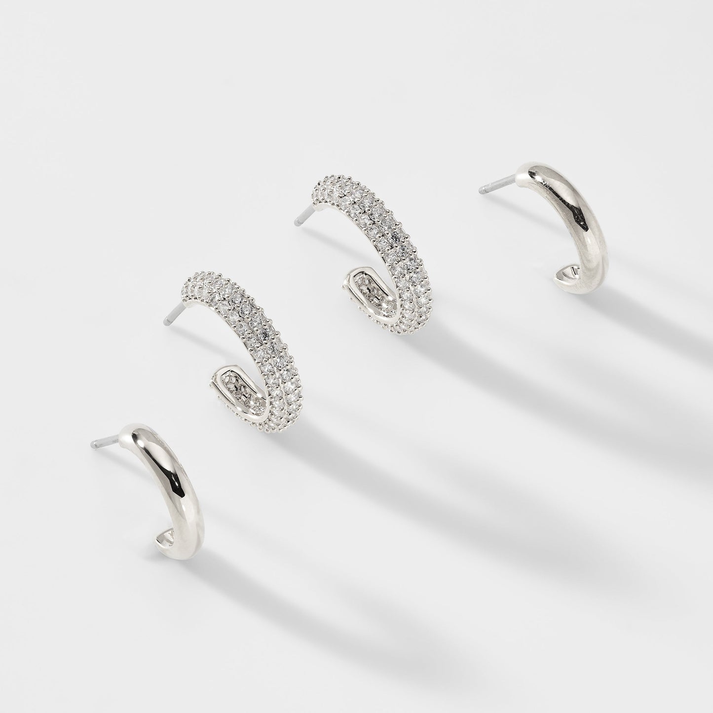 PAVE THE WAY DUO HOOP EARRINGS SET