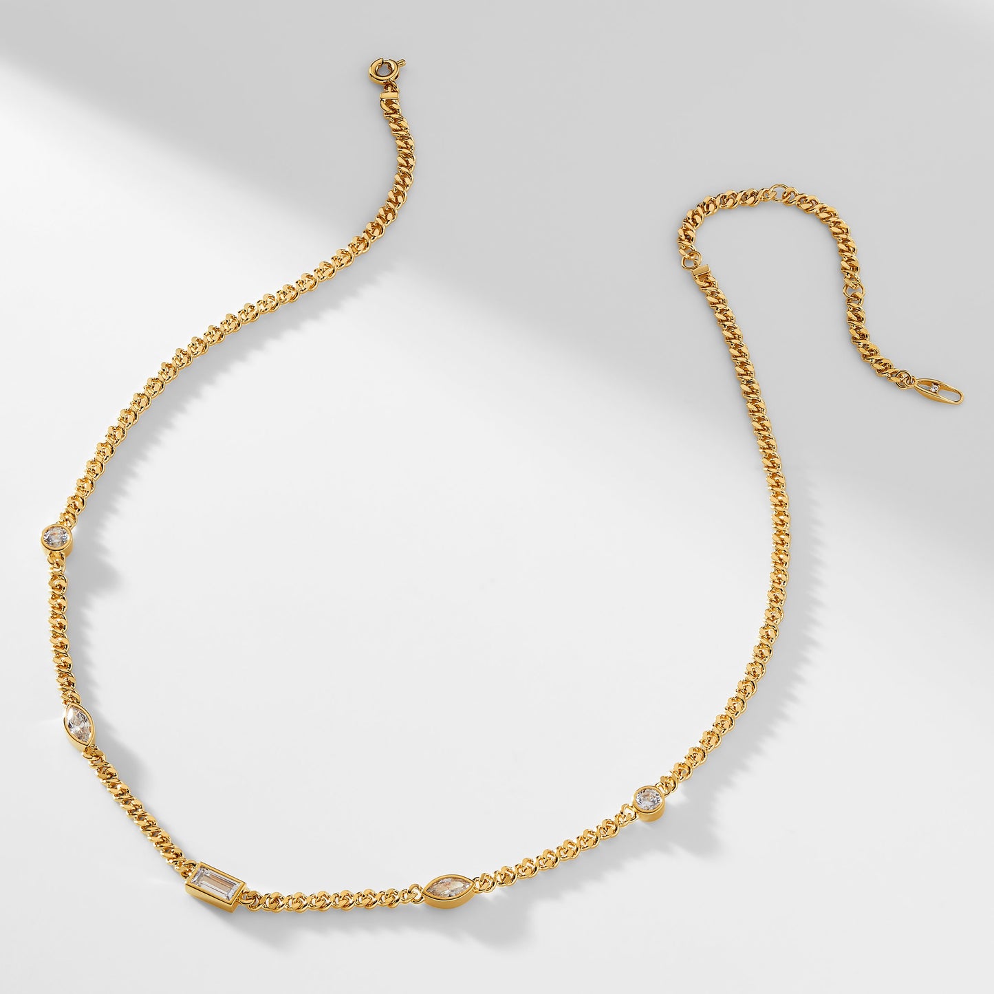 COCO CHAIN CHOKER NECKLACE