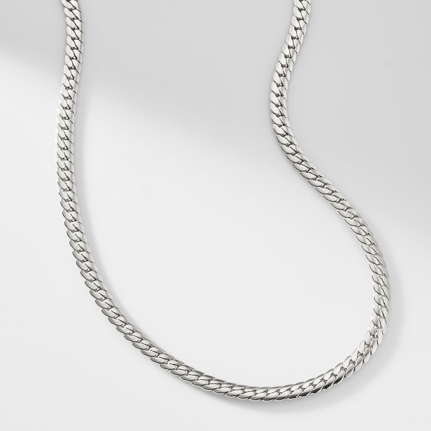 ZOE CURB CHAIN NECKLACE