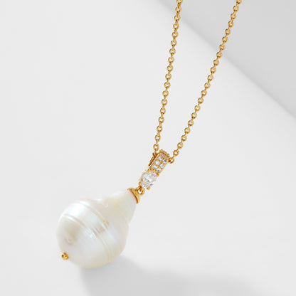 BOHEME XL PEARL PENDANT NECKLACE