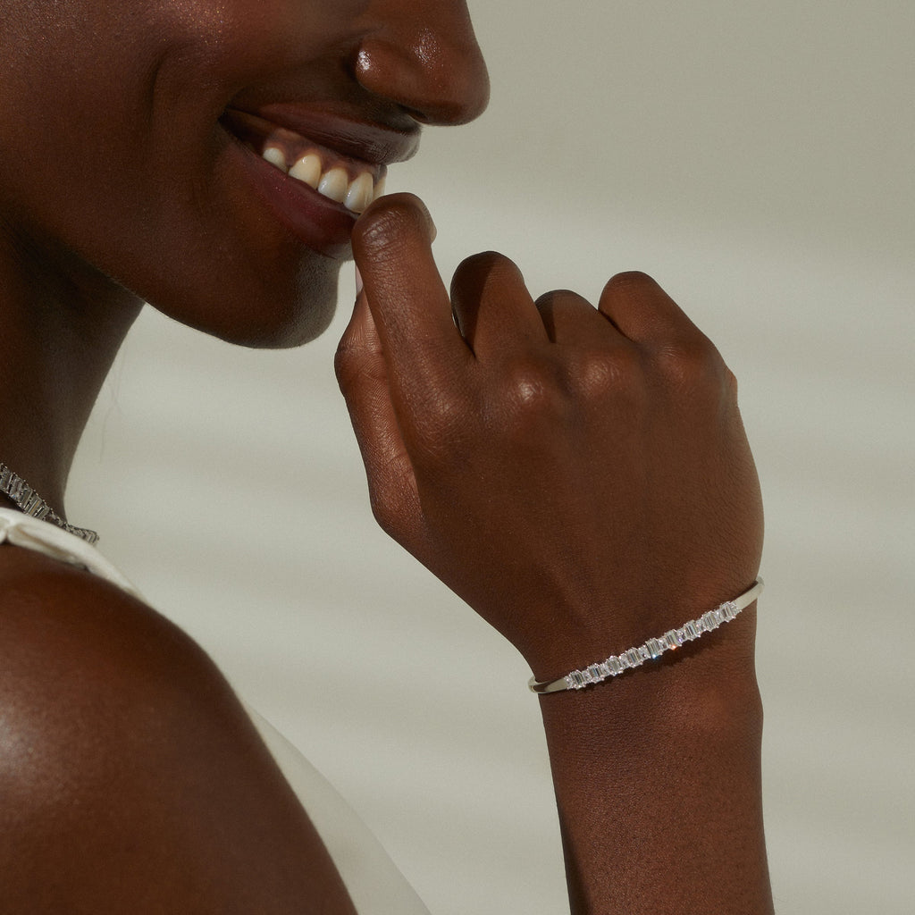 CHATEAU BAGUETTE CZ HINGE BRACELET