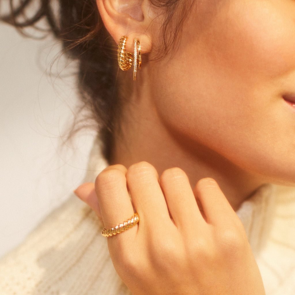 GOLDEN HOUR TWIST HOOP EARRINGS